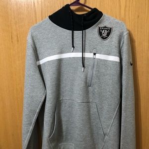 Oakland Raiders Hooded Sweatshirt